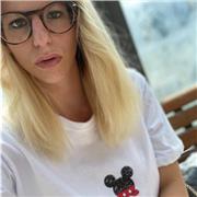 Ho frequentato il liceo scienze umane , sono molto preparata in tutte le materie non vedo L’ ora di iniziare